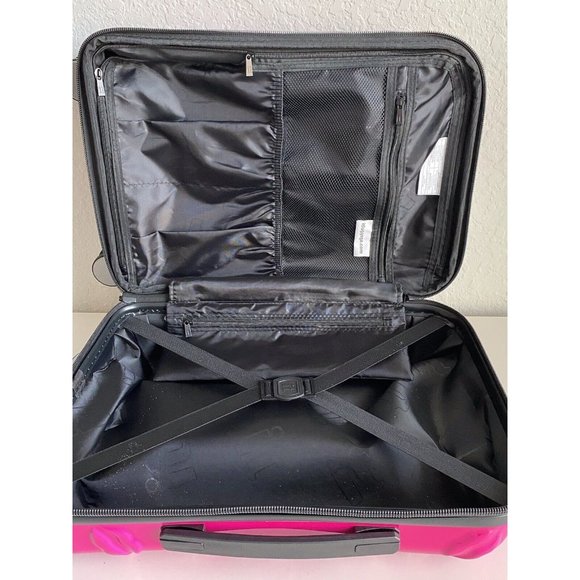 it luggage Bags It Luggage Smooch Kiss Hot Pink Hardside Suitcase